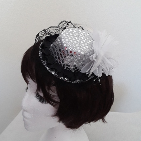 Herrington Farms Accessories - New Years Mini White Fascinator w/Sequins NWT